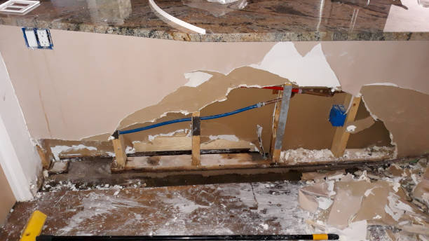 Best Flood restoration services  in North Middletown, NJ